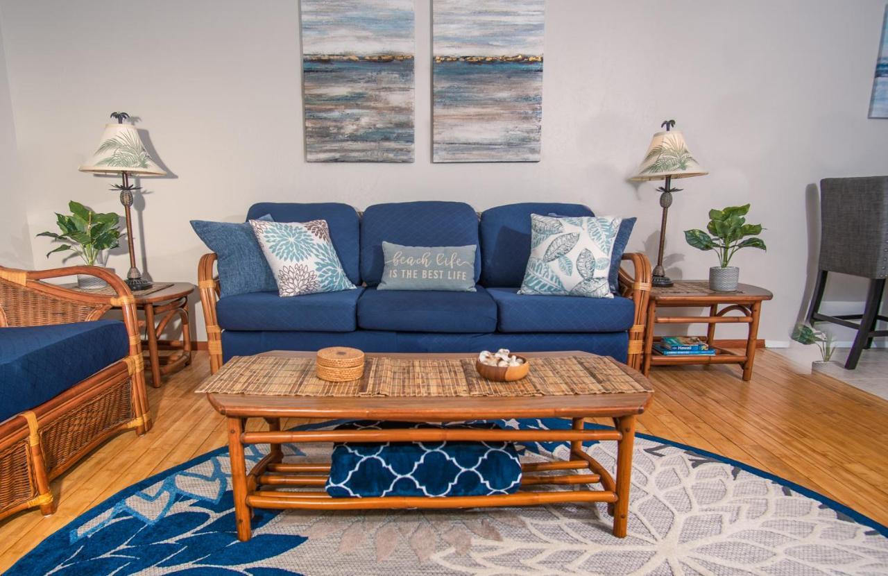 Molokai Island Retreat With Beautiful Ocean Views And Pool - Newly Remodeled! Daire Ualapue Dış mekan fotoğraf