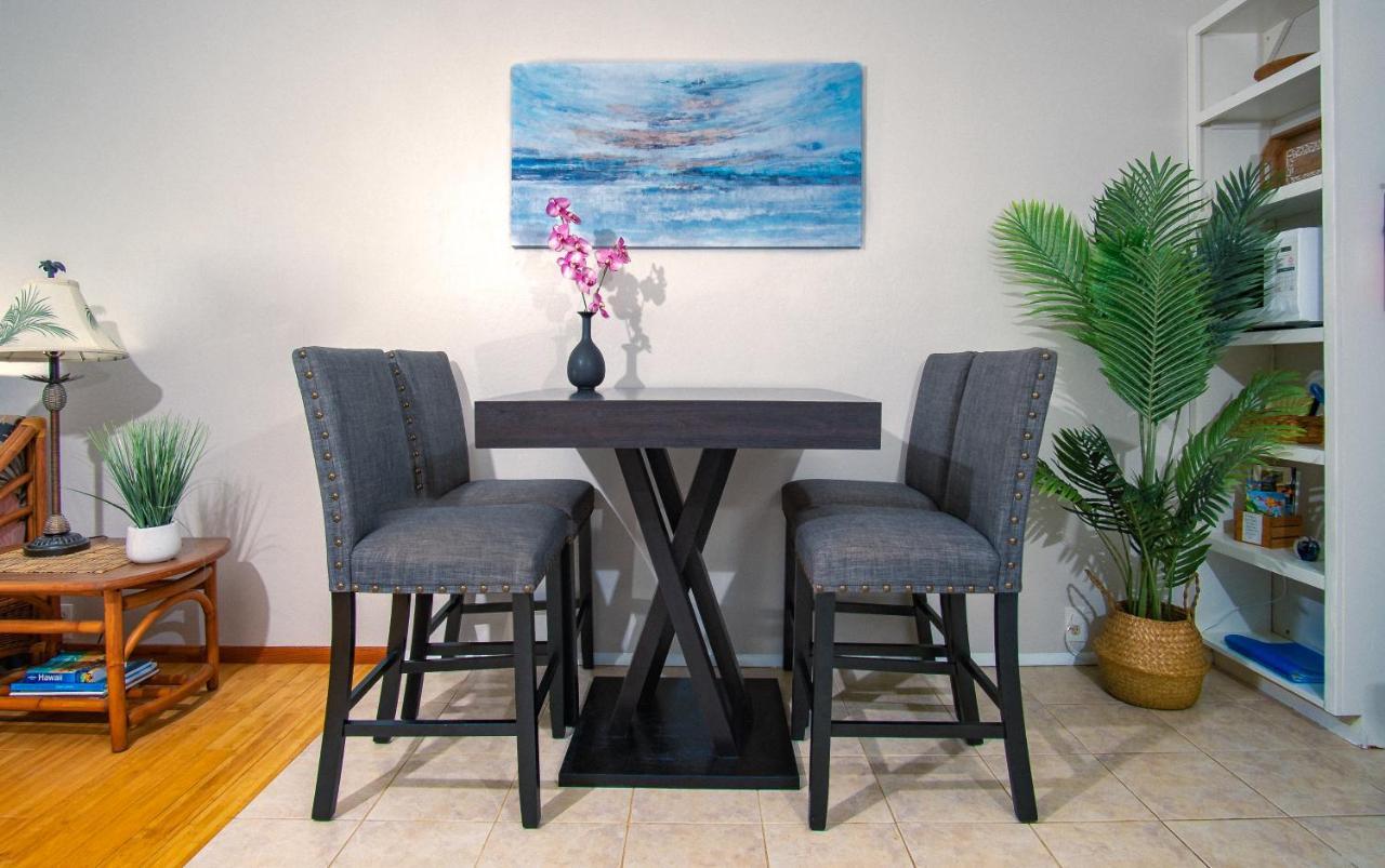 Molokai Island Retreat With Beautiful Ocean Views And Pool - Newly Remodeled! Daire Ualapue Dış mekan fotoğraf